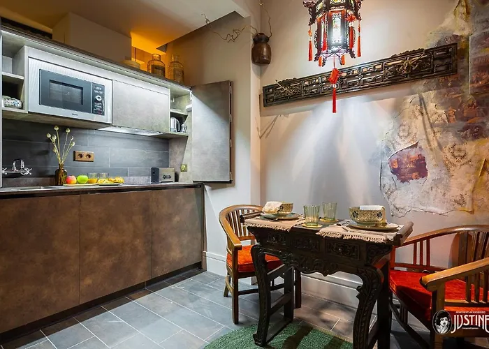 Suite Opium Den