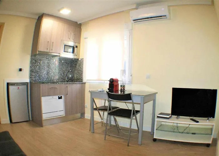 Apartamento cercano a Madrid Rio céntrico Nuevo