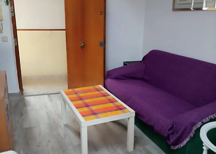 Apartamento Abuhardillado en José Calvo con 2 dormitorios