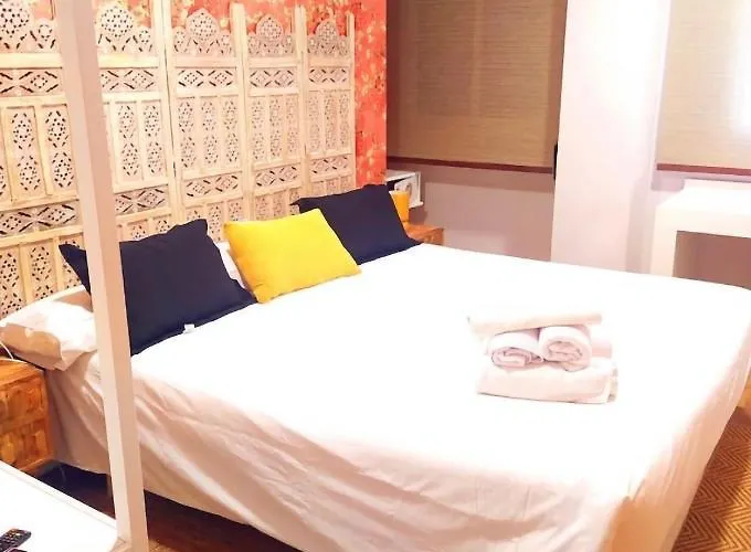 HOMEABOUT Eraso Apartments