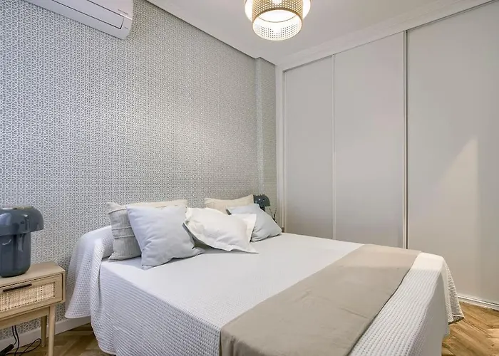 New&Beatiful&Central Apartment*El Balcon De Chueca