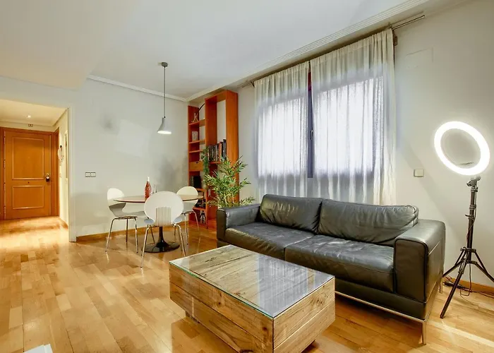 Apartamento En Chamberi Con Piscina - Lovely Apartment In The City Center With Swimming Pool