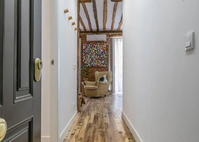 Bonito apartamento en típica corrala en el centro de Madrid