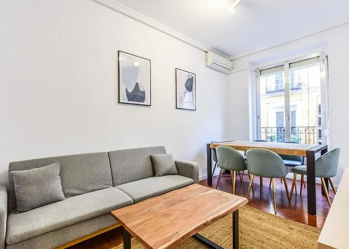 Apartamento En Plaza De Lavapies