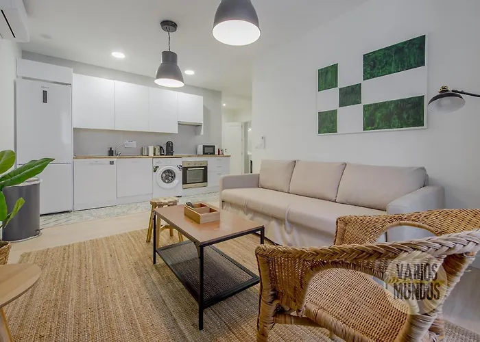 Spacious New Apartment Para 7 En La Plaza De Tirso De Molina