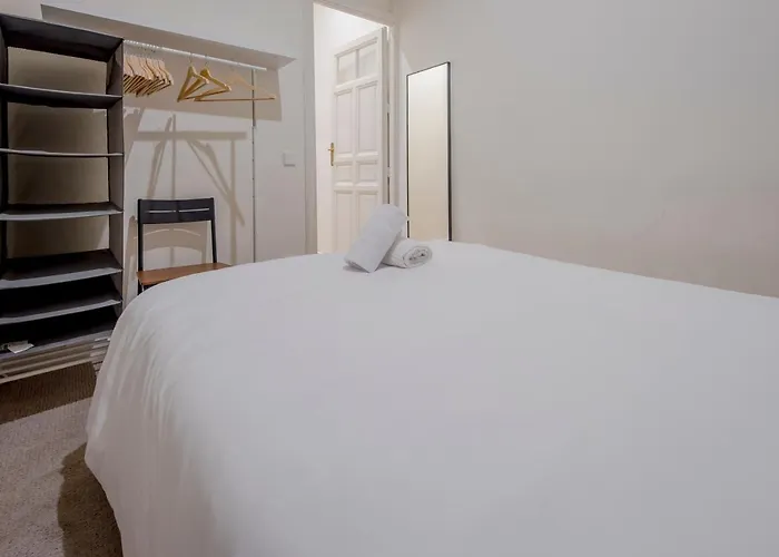 New Apt Para 7 A 50 Metros Del Retiro/Museo Prado