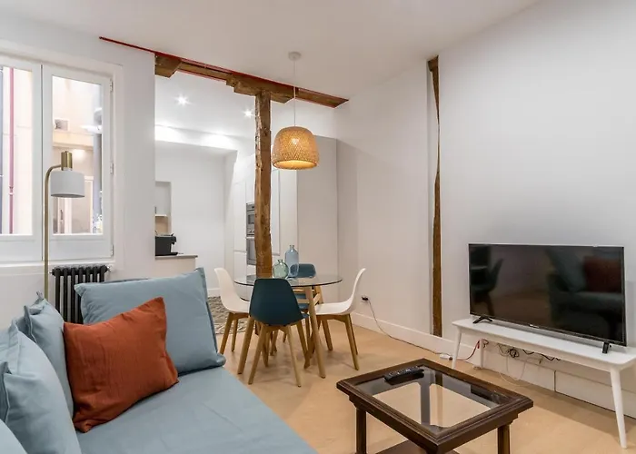 1 Bedroom 1 Bathroom - Cozy- Cortes