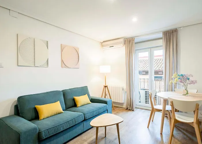 Homelike Lavapies 2 Bedroom