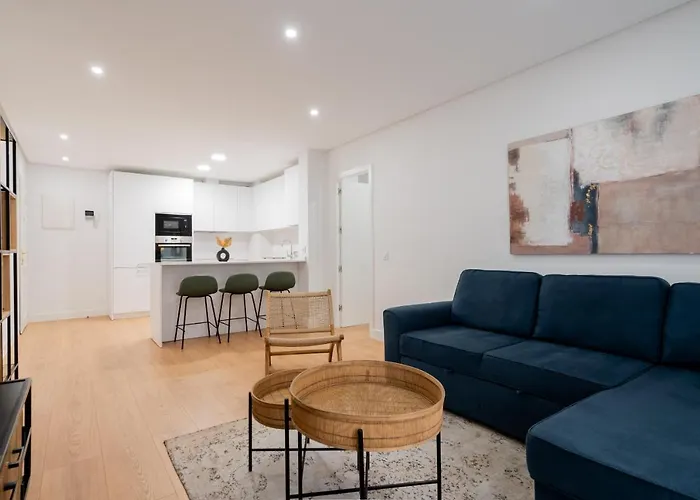 Apartamento De Lujo En La Plaza Pedro Zerolo Al Lado De Gran Via