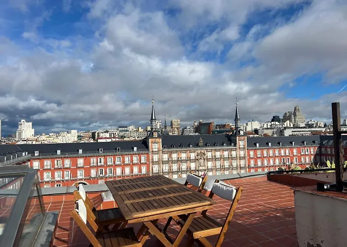 Plaza Mayor Private Terrace Apartment