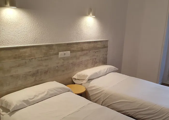 Hostal Ginebra -Madrid Centro Gran Via Sol-