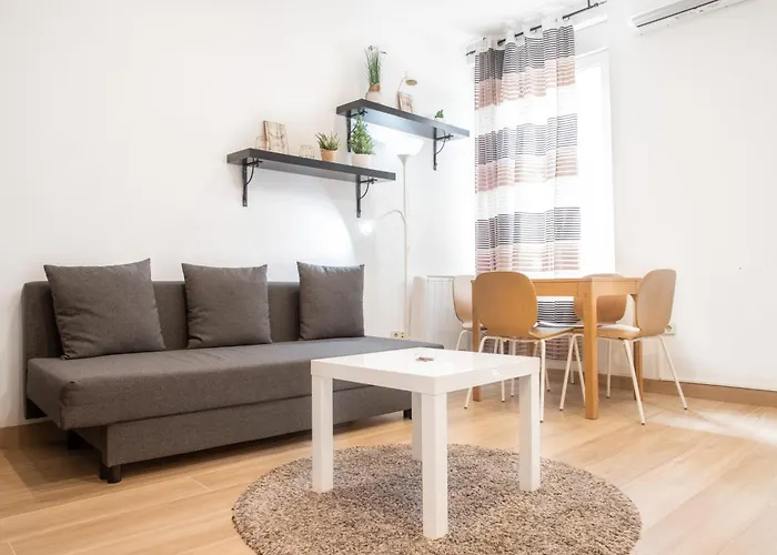 Apartamento 10 min de Aeropuerto y 3 min de IFEMA