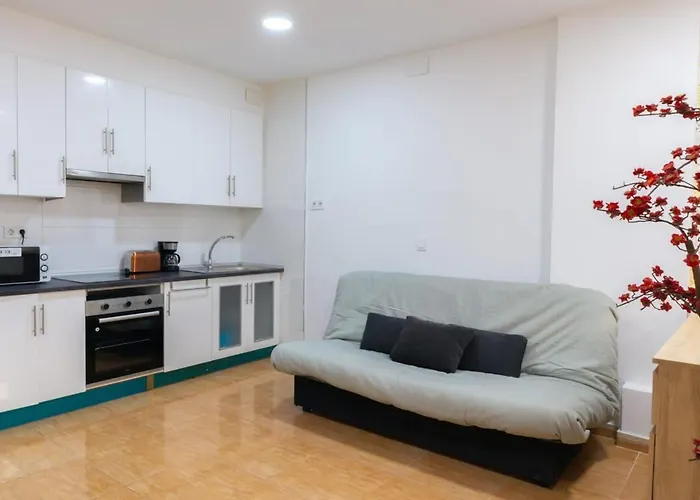 Ev4 Hakuna Loft 4Pax Metro