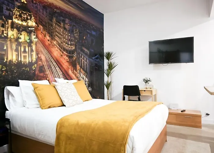 Agradable Apartamento Temporal De 1 Dormitorio En Madrid Pez30