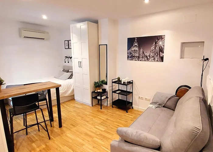 Acogedor Estudio En Delicias By Bebalmy