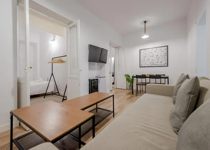 C-Cabeza Cool Apt Para 7 Al Lado De Tirso De Molina E1
