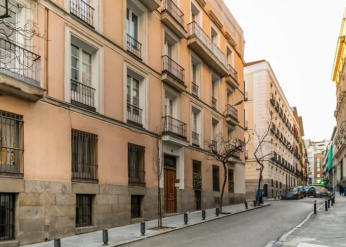 Cozy And Central-1Bd 1Bth- Cortes