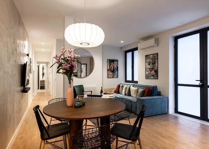 New Designed Flat 3 Bedrooms 2 Showers
