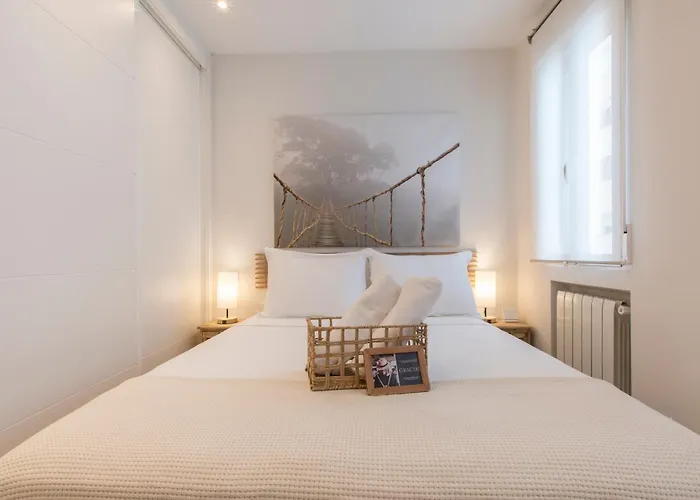 Fee4Me. Elegant Flat A Few Minutes From Atocha.