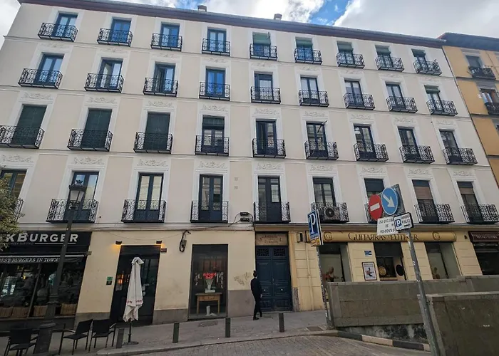 Ave Apartamento En Madrid Centro Atocha
