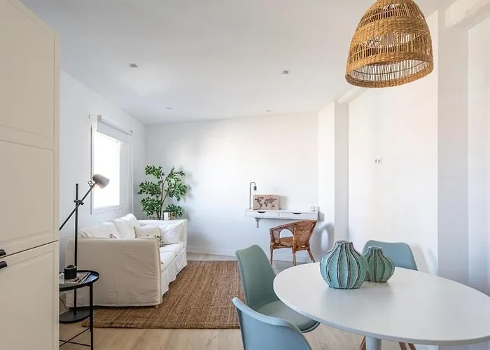 Acogedor Apartamento En Calle Alcala By Bebalmy