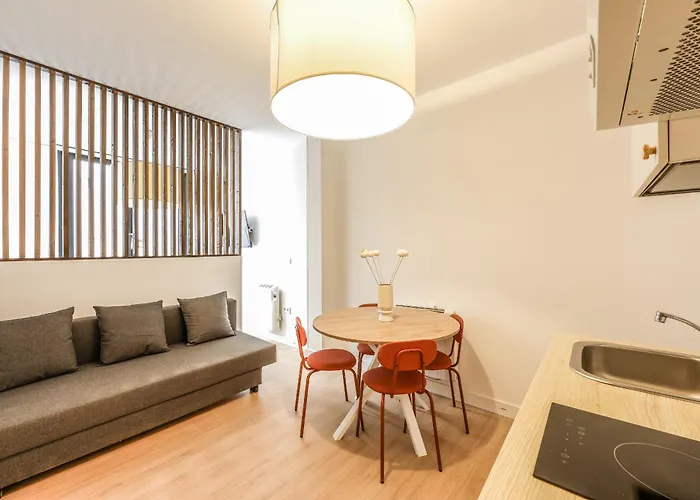 Pequeno Apartamento Reformado En Tirso De Molina Alquiler Temporal