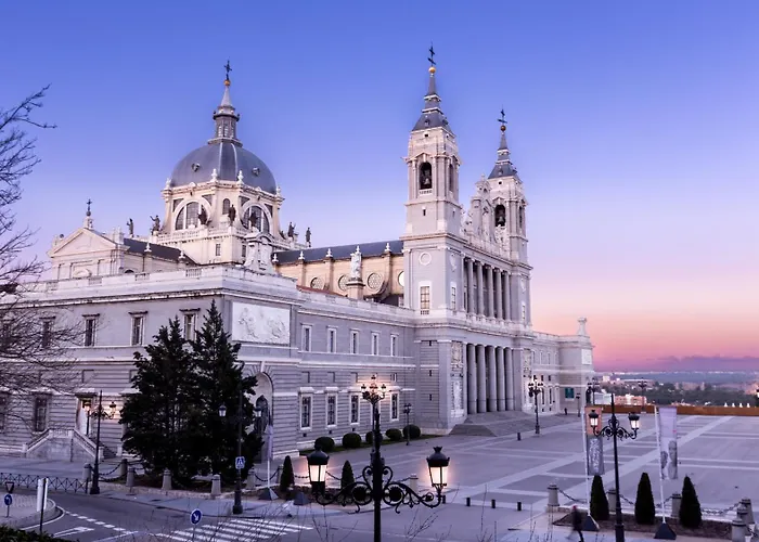 Gran Via Plaza Parking Silva