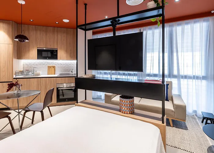 Estudios Arturo Soria By Rent Me
