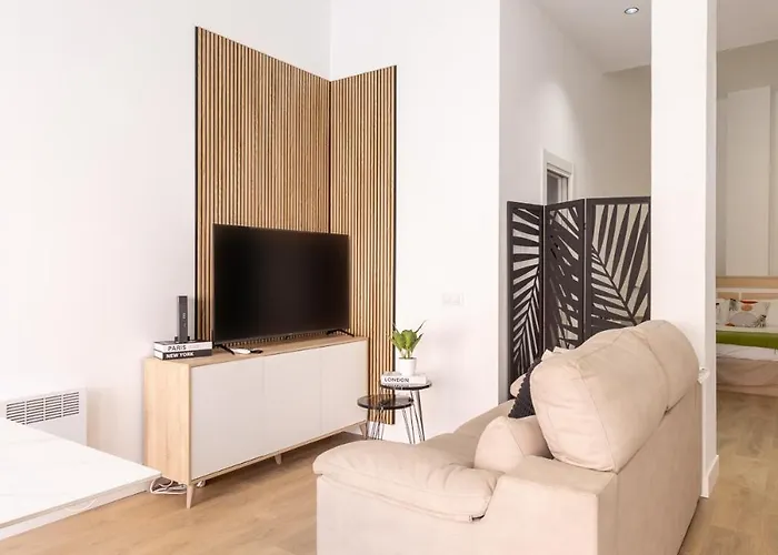 XII De Octubre Apartment