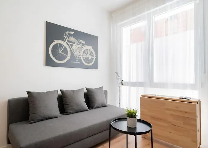 Coqueto Estudio En Madrid Rio - Hb