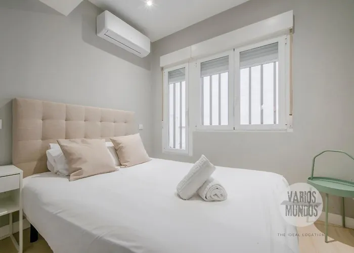 Pequeno Paraiso Para 4, En Plaza De Chueca