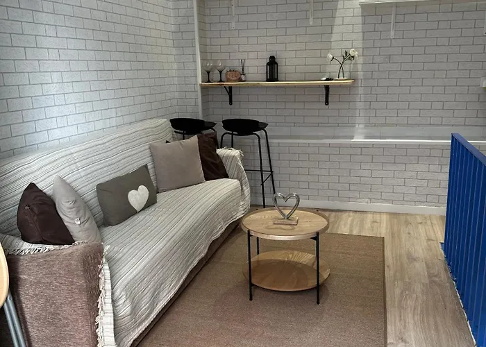 Estudio Acogedor Y Moderno