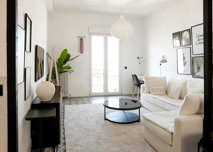 Casas Blue Ocean Gran Via Madrid