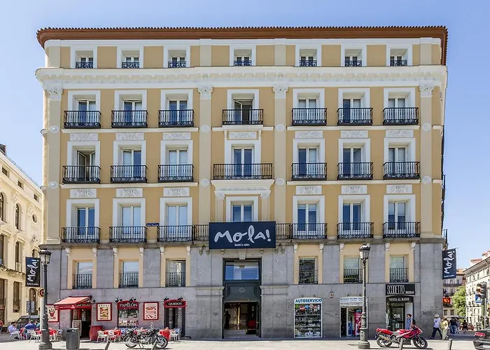 Mola Hostel