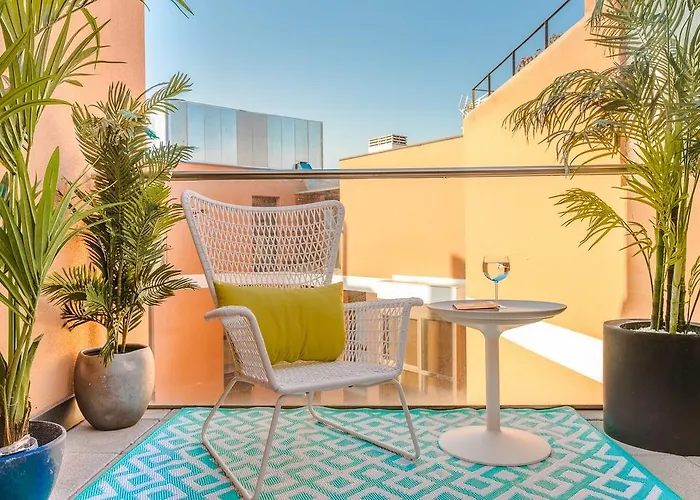 Home Club San Joaquin Apartments