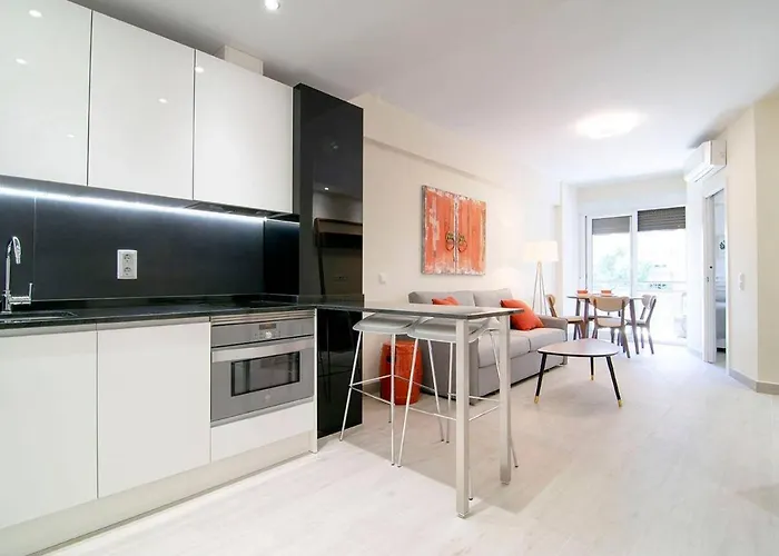 Beautiful Apartment next to Santiago Bernabeu
