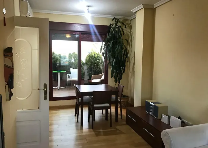 5 Calle De Robledo