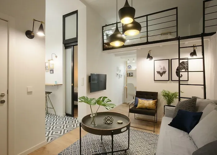 Moderno y reformado apartamento al lado del Museo