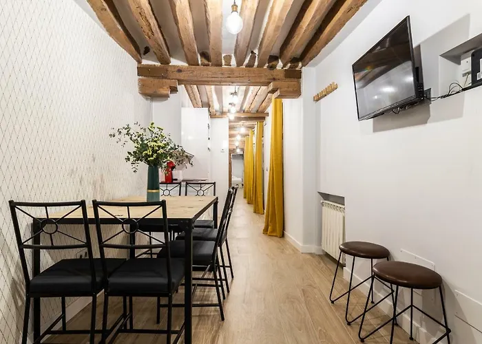 Bnbholder Rustic Group Gran Via & Sol