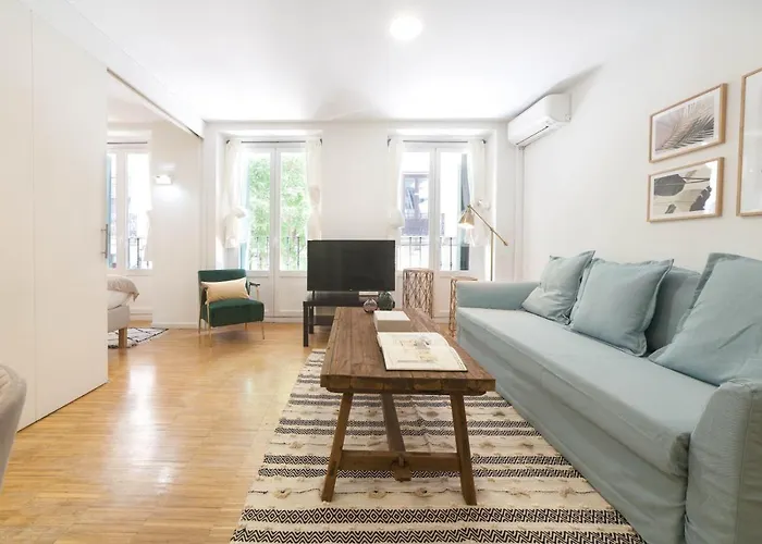 Bright & Cosy Studio In Puerta Del Sol By Allo Housing.