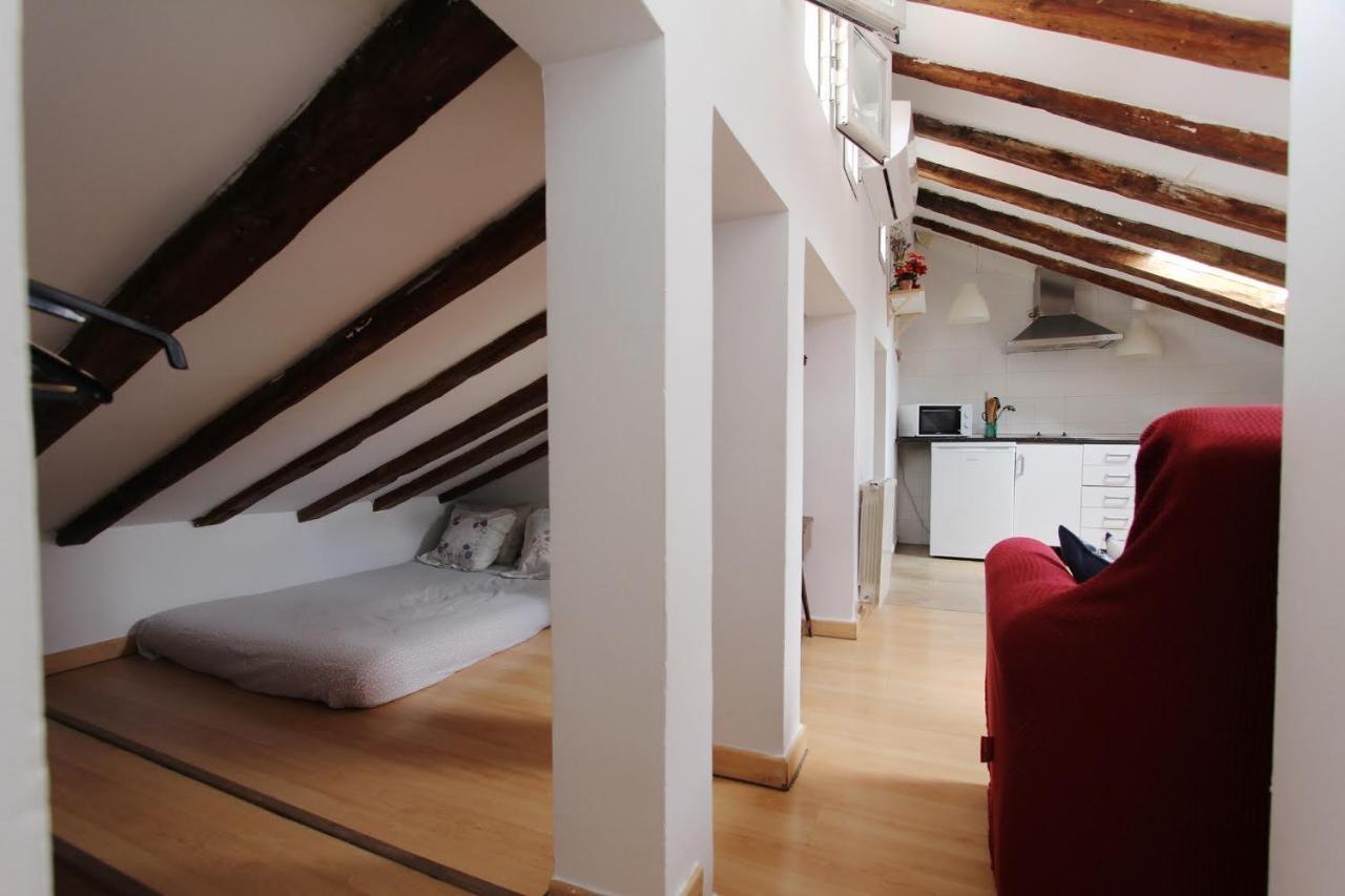 Cozy Romantic Malasana Madrid