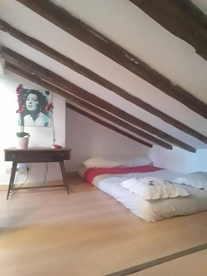 Cozy Romantic Malasana * Madrid