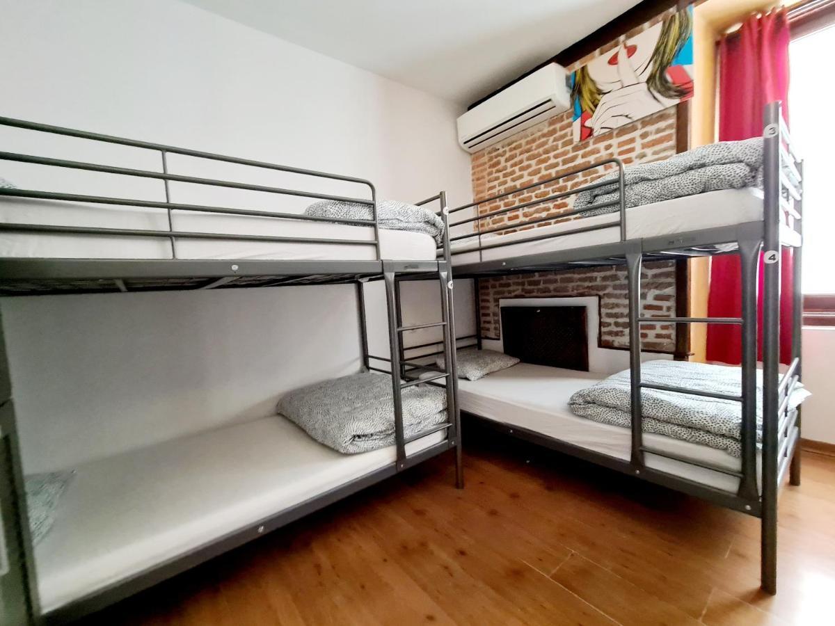 Albergue Arc House - Puerta Del Sol Only Adults *