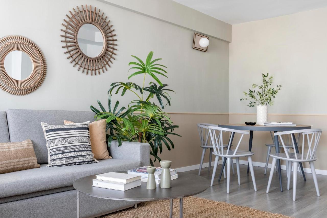 Cool By Olala Homes *