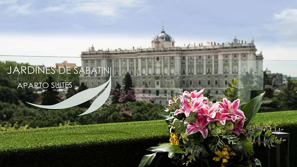 Apartosuites Jardines De Sabatini 3*