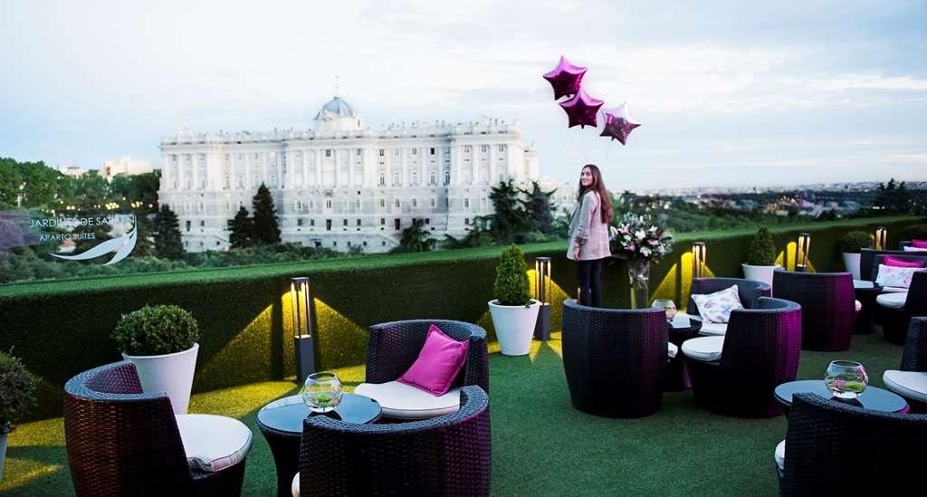 Apartosuites Jardines De Sabatini Aparthotel Madrid