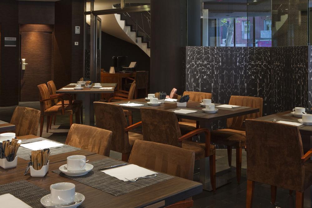 Hotel Ac Carlton By Marriott 4*