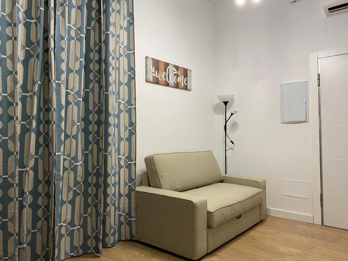 Aluche Aparment C Appartamento *