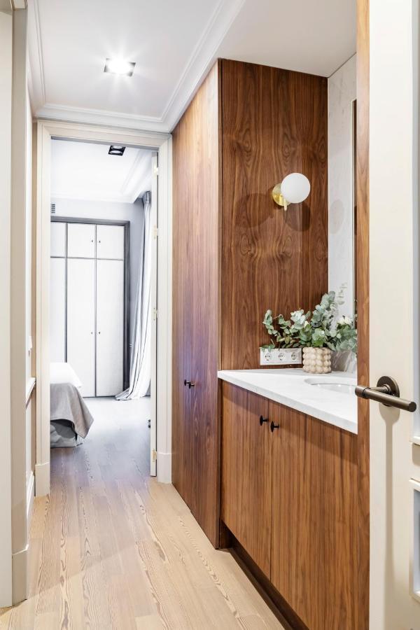 Apartment Ayala 63 - The Arc Collection