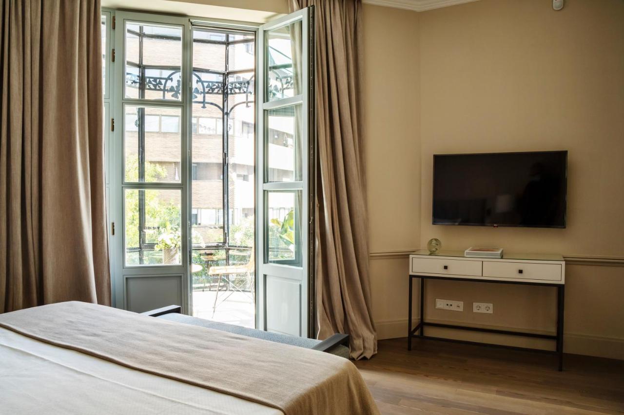 Apartment Ayala 63 - The Arc Collection